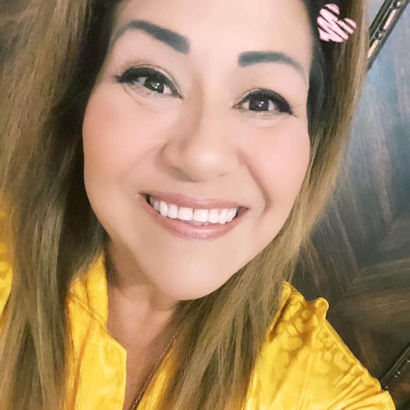 Meet your Posher, Susana - Picture 1 of 1